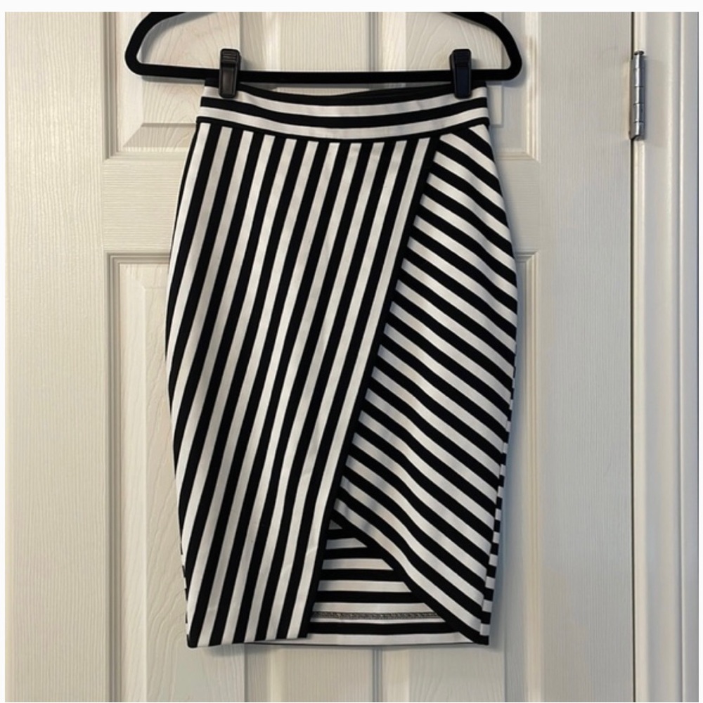 EXPRESS - Striped skirt